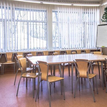 Piast Hotele Studenckie Краков Экстерьер фото
