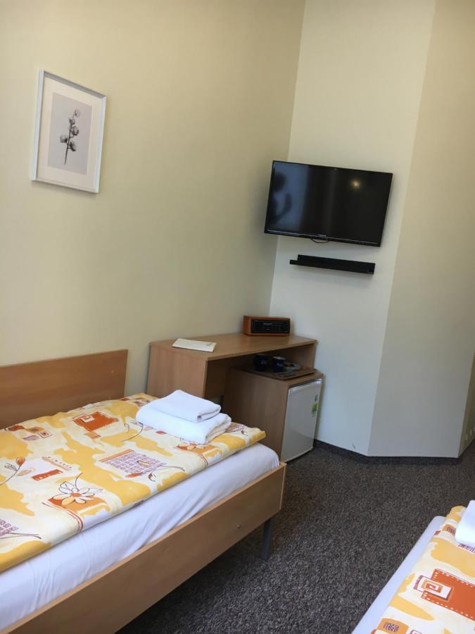 Piast Hotele Studenckie Краков Экстерьер фото
