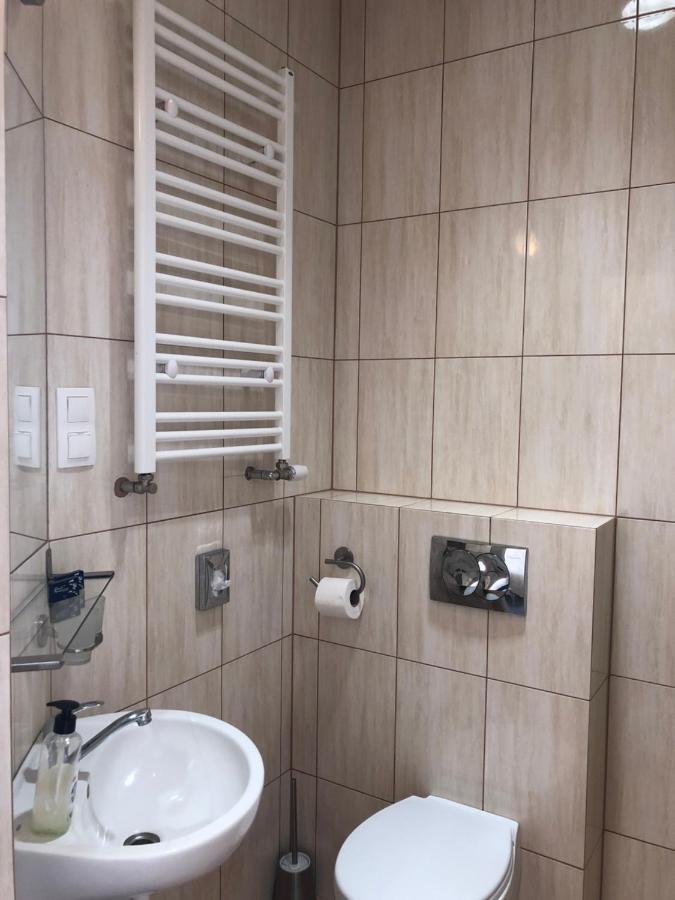 Piast Hotele Studenckie Краков Экстерьер фото